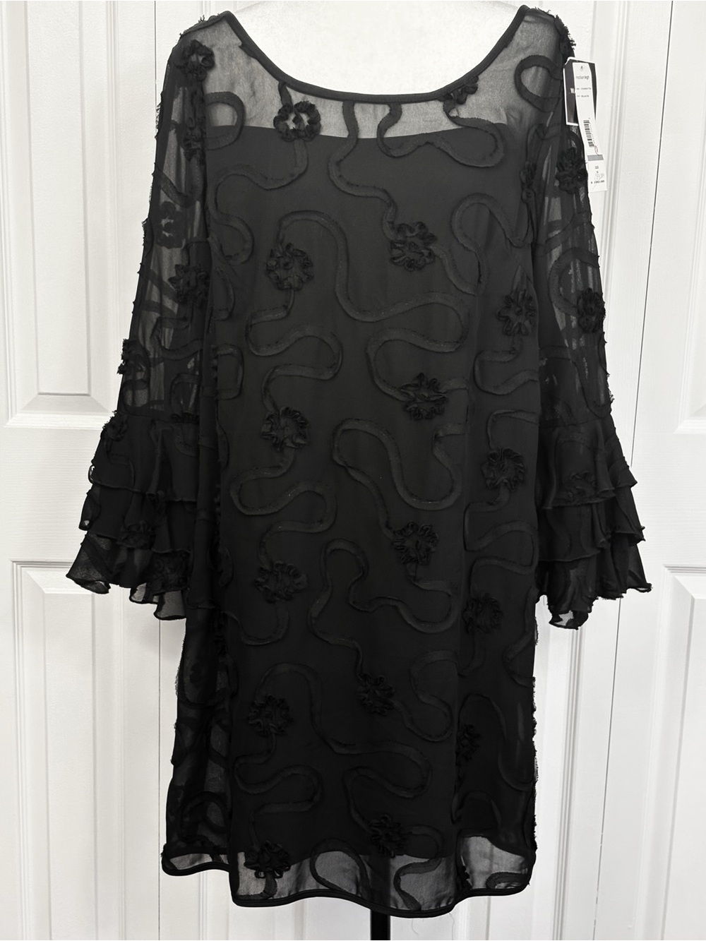 NWT Madison Leigh Black Sheer Floral Applique Tiered Ruffle Sleeve Dress 18